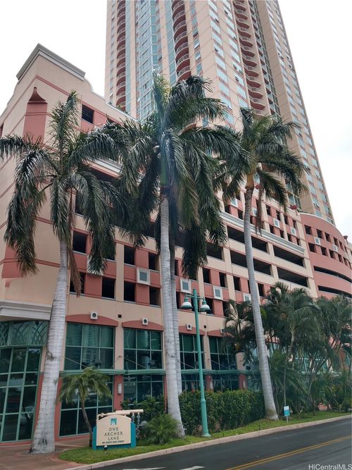 apt-3007-801 S King St, Honolulu, HI, 96813-3032 | Card Image