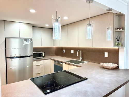 apt-605-1849 S Ocean Dr, Hallandale Beach, FL, 33009-4921 | Card Image