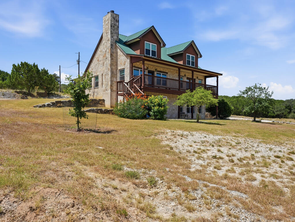 Residential in Pipe Creek 4