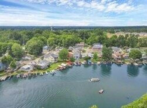 131 Cranberry Ln, Buckeye Lake, OH, 43008-7832 | Card Image