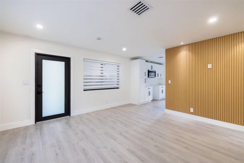 1341 Se 10th Ave, Fort Lauderdale, FL, 33316-2020 | Card Image