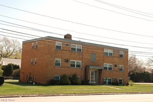 4339 Ridge Rd, Brooklyn, OH, 44144-2700 | Card Image