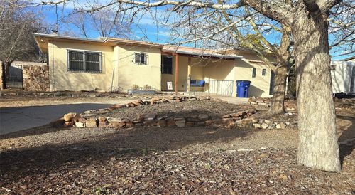 801 Sunset Dr, Espanola, NM, 87532-9649 | Card Image