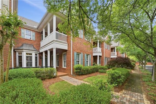 8420 Parker Pl, Roswell, GA, 30076-6321 | Card Image