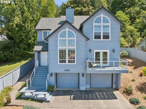7042 Se 116th Ave, Portland, OR, 97266-4989 | Card Image