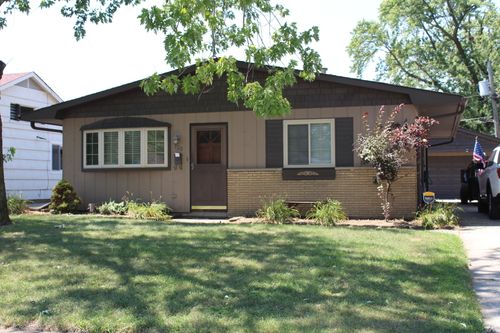 920 Sunnyside Ave, Thornton, IL, 60476-1043 | Card Image