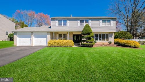 73 Springwood Dr, SOUTHAMPTON, PA, 18966-3054 | Card Image