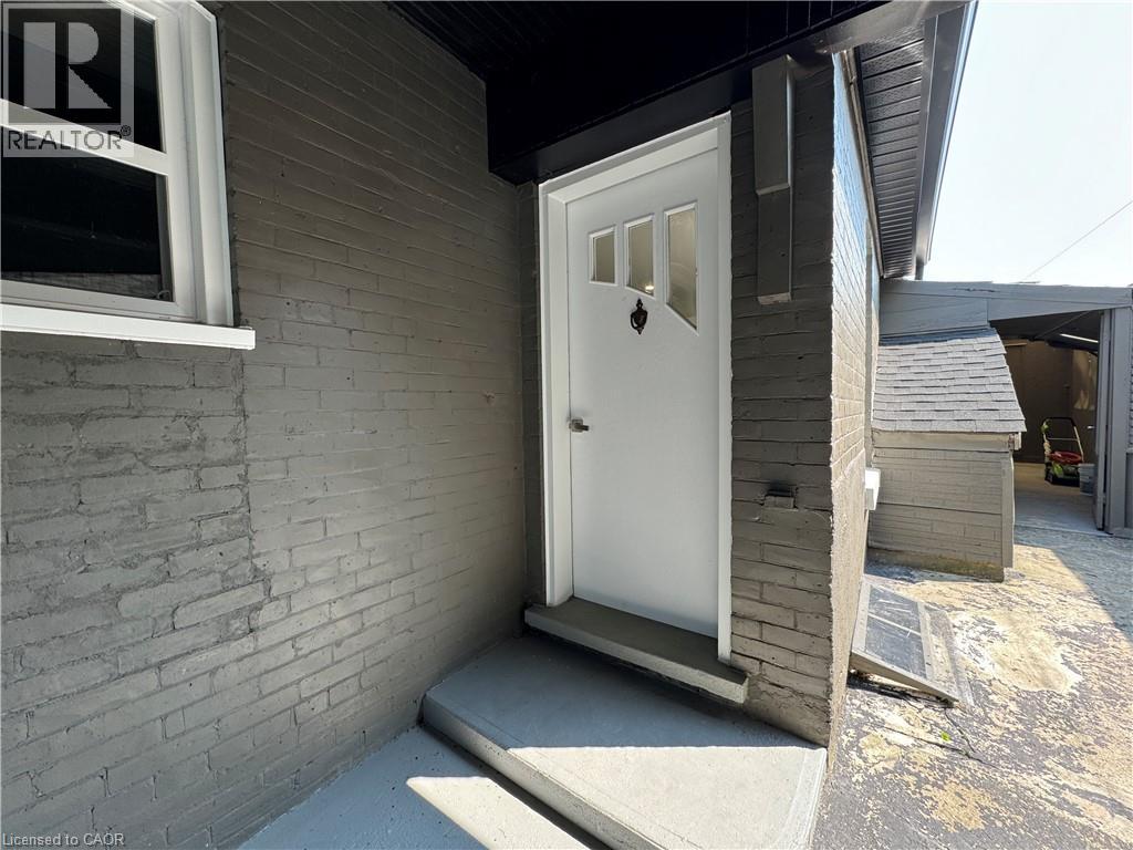 Residential Lease in Brantford 2