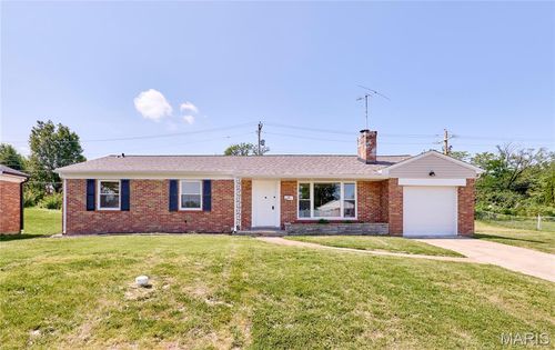 8634 Mayflower Ct, Saint Louis, MO, 63132-3802 | Card Image