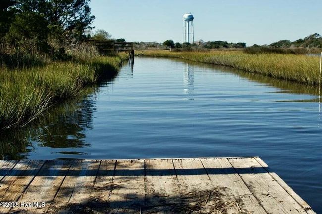 OAK ISLAND | Image 39