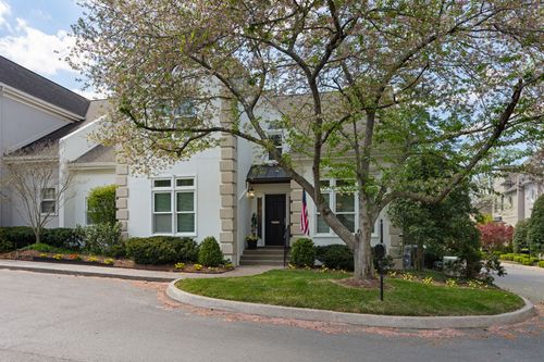 107 Brighton Close, Nashville, TN, 37205-2501 | Card Image