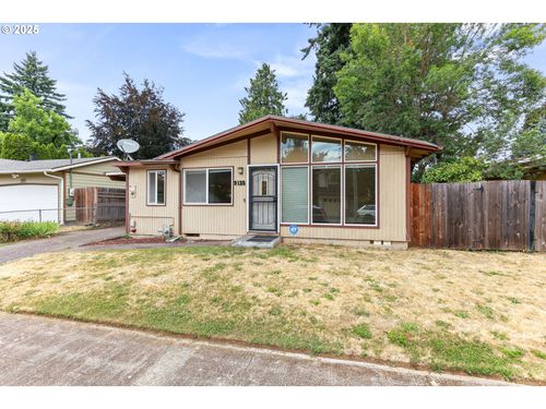 9125 Se Ash St, Portland, OR, 97216 | Card Image