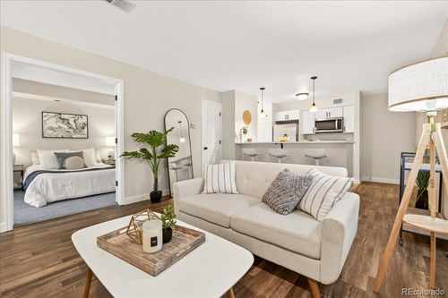i06-2575 S Syracuse Way, Denver, CO, 80231-3832 | Card Image