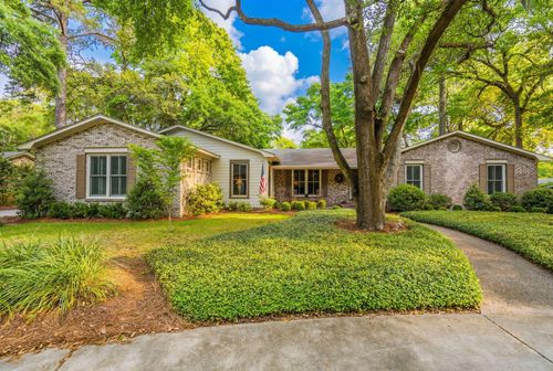 288 Molasses Lane, Mount Pleasant, SC, 29464 | Card Image