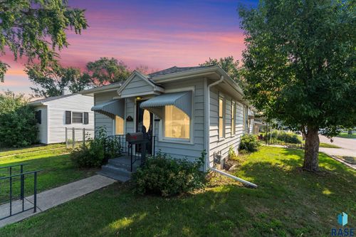 400 N Lewis Ave Avenue, Sioux Falls, SD, 57103 | Card Image