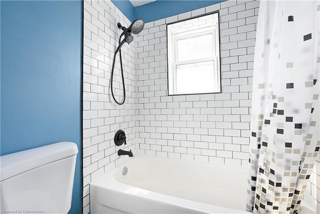 11 - 2418 New St, House attached with 2 bedrooms, 1 bathrooms and 1 parking in Burlington ON | Image 21