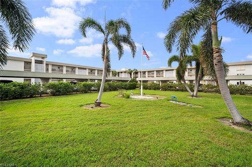 302-6102 Augusta Dr, FORT MYERS, FL, 33907-5776 | Card Image