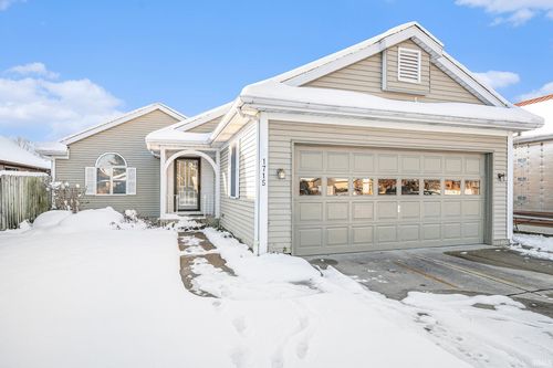 1715 Woodland Dr, Elkhart, IN, 46514-4772 | Card Image