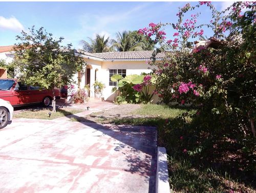 2131 Biarritz Drive, MIAMI BEACH, FL, 33141 | Card Image