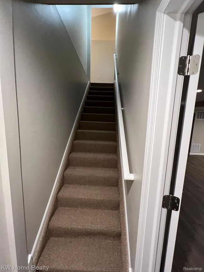 Let's go back upstairs. | Image 32