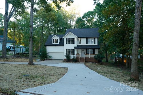 2105 Timber Ridge Rd, Monroe, NC, 28112-2415 | Card Image