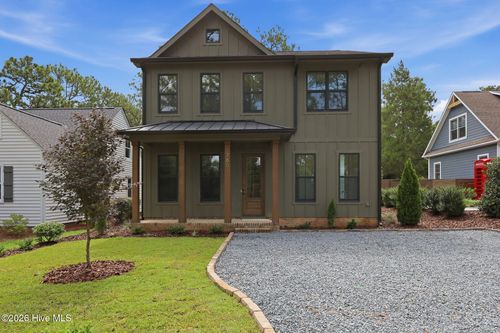785 N May St, Southern Pines, NC, 28387-4922 | Card Image