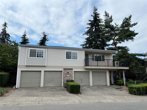 1-14309 Ne 7th Pl, Bellevue, WA, 98007-4768 | Card Image