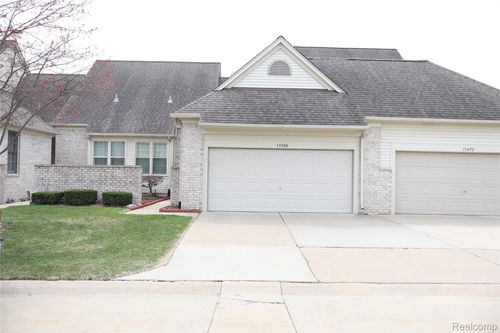 13500 Wyndemere Cir, Sterling Heights, MI, 48313-2659 | Card Image