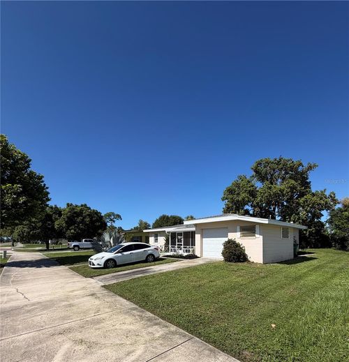 2353 Elkcam Blvd, PORT CHARLOTTE, FL, 33952-4360 | Card Image