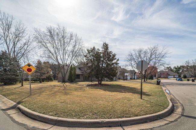Located on a wonderful corner lot! | Image 37