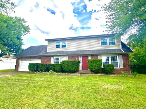 8199 Oak Dr, Newburgh, IN, 47630-2758 | Card Image