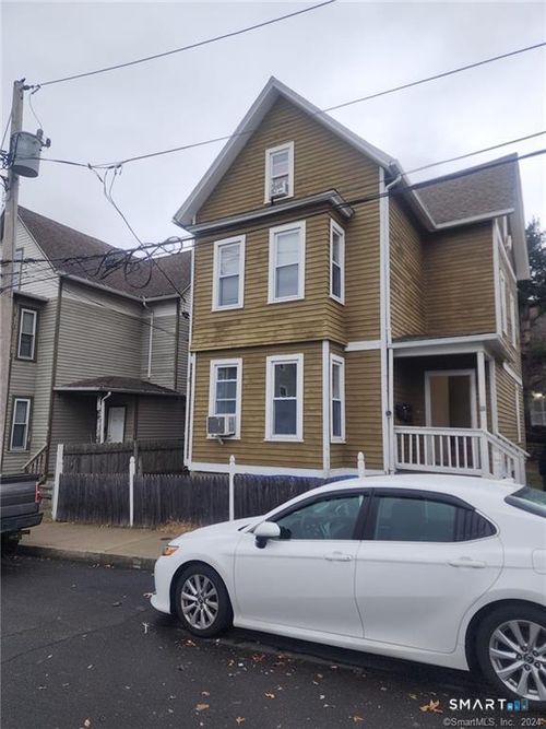 2-13 Armstrong Pl, Bridgeport, CT, 06608-4108 | Card Image