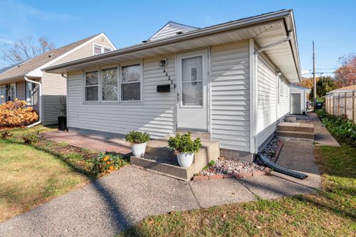 4425 2nd St Ne, Columbia Heights, MN, 55421-2145 | Card Image