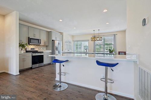 8358 Sallyport St, LORTON, VA, 22079-4370 | Card Image