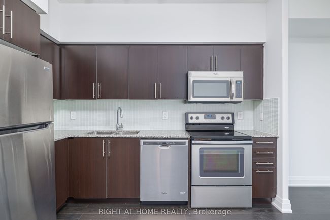 1508 - 65 Speers Rd, Condo with 2 bedrooms, 1 bathrooms and null parking in Oakville ON | Image 7