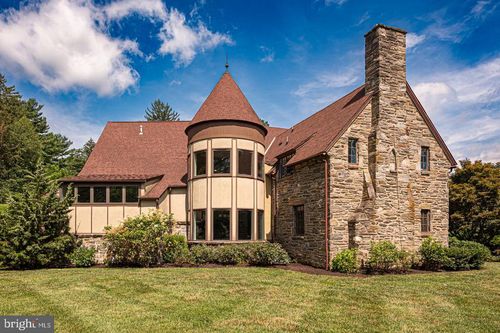 213 Highland Ave, WALLINGFORD, PA, 19086-6119 | Card Image