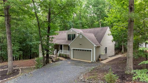 47 Marwood Dr, PALMYRA, VA, 22963-2813 | Card Image