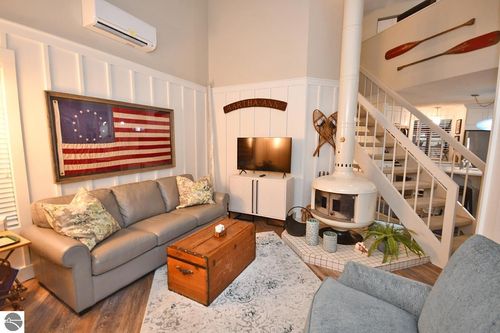 35 Hawks Nest, Glen Arbor, MI, 49636 | Card Image
