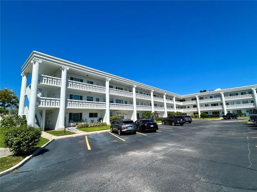 38-2454 Australia Way E, CLEARWATER, FL, 33763-3818 | Card Image