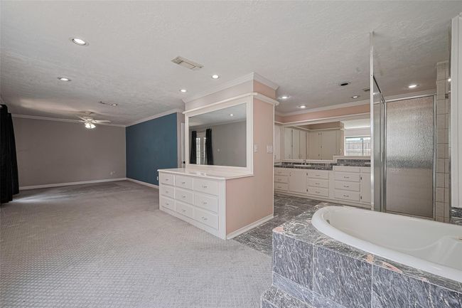 2814 Shadowdale Dr, House other with 3 bedrooms, 2 bathrooms and null parking in Houston TX | Image 35
