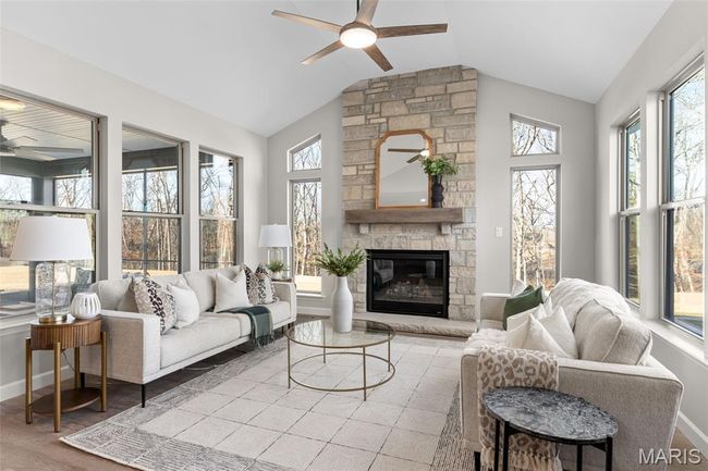 Photo representation of similar home. Some features shown may be optional. | Image 15
