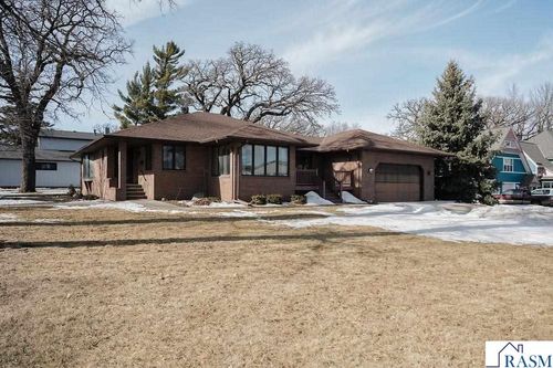 208 W 6th Street, Blue Earth, MN, 56013 | Card Image