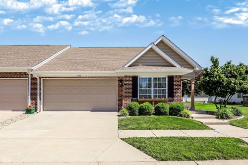 3302 Jackson Reed St, Greenwood, IN, 46143-5622 | Card Image