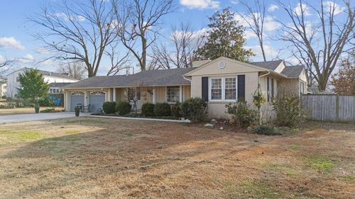 1812 N Grant Pkwy, Miami, OK, 74354-3960 | Card Image