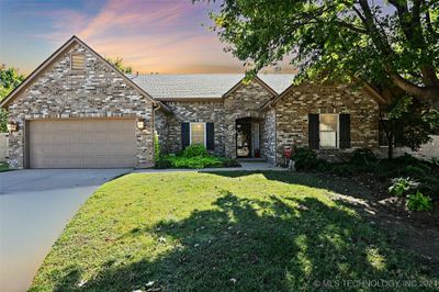 9900 N 114th Court, House other with 4 bedrooms, 2 bathrooms and null parking in Owasso OK | Image 1