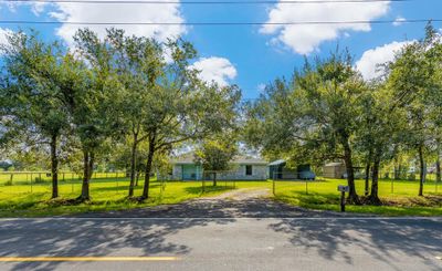 19510 Dallas Road, House other with 3 bedrooms, 2 bathrooms and null parking in Crosby TX | Image 3