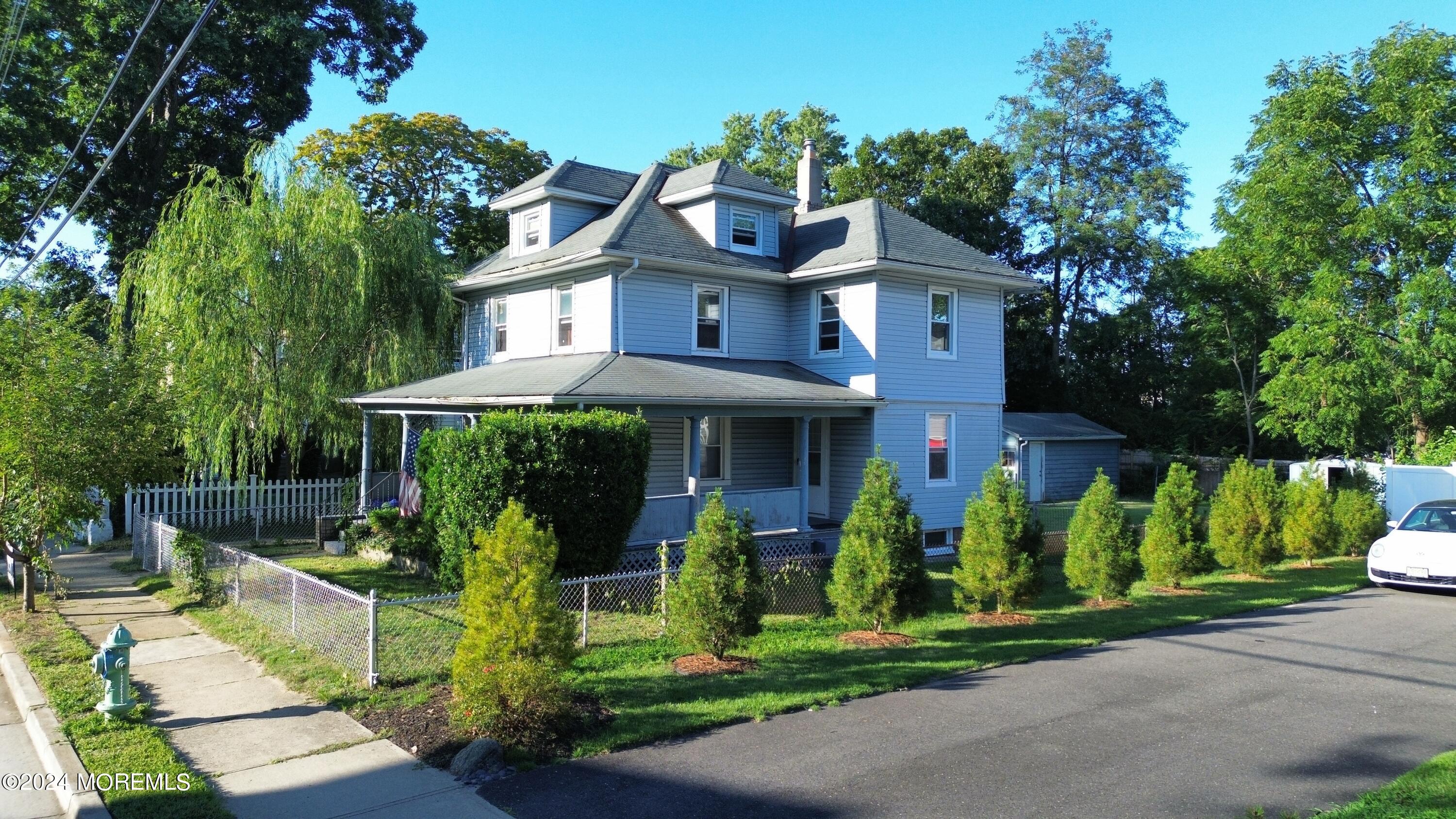 Dunlewy St, Asbury Park, NJ 07712