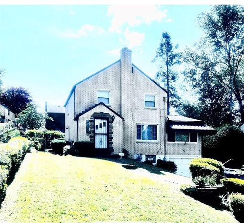 5210 White Oak Dr, Verona, PA, 15147-1812 | Card Image