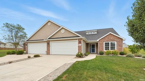 1717 Meadowsweet Pkwy, Fort Wayne, IN, 46808-1781 | Card Image