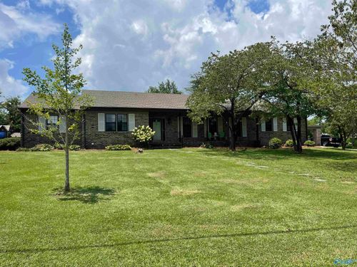 6 Penny Ln, Albertville, AL, 35950-1922 | Card Image